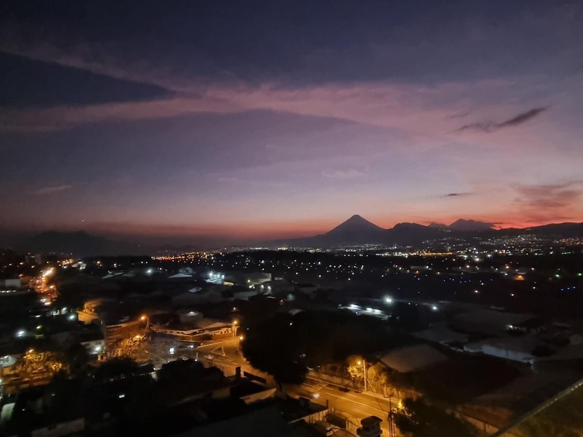 Appartamento Amazing Aircrafts Views In Front Of Airport Città del Guatemala Esterno foto