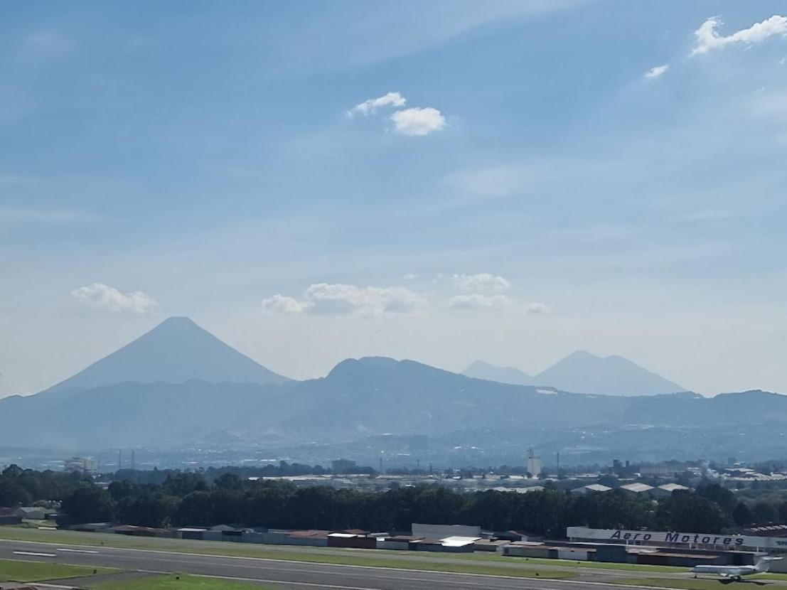 Appartamento Amazing Aircrafts Views In Front Of Airport Città del Guatemala Esterno foto